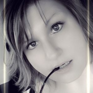 Meet your Posher, Alicia